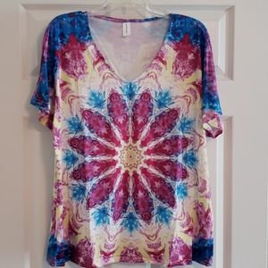Chicyea woman's top, XL to 1 XL, blue pink tie dye